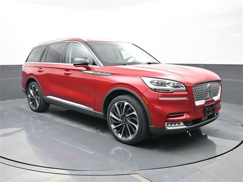 Used 2021 Lincoln Aviator Reserve w/ Equipment Group 202A image 22
