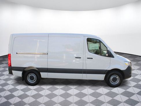 New 2026 Mercedes-Benz Sprinter 2500 image 8
