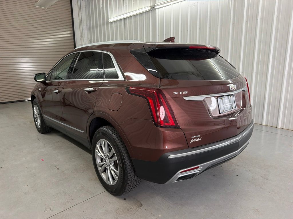 Used 2022 Cadillac XT5 Premium Luxury w/ Technology Package AWD/4WD image 8
