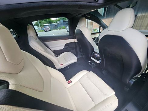 Used 2023 Tesla Model X AWD/4WD image 70
