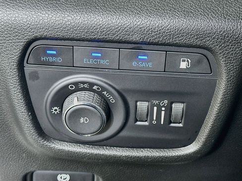 Used 2022 Jeep Grand Cherokee Limited 4xe AWD/4WD image 17