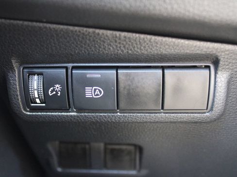 Used 2023 Toyota Corolla Cross LE w/ Moonroof Package AWD/4WD image 28