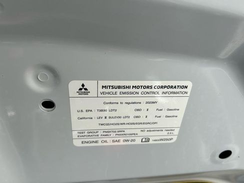 Used 2023 Mitsubishi Outlander SE FWD image 38