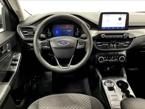 Used 2023 Ford Escape Active image 7