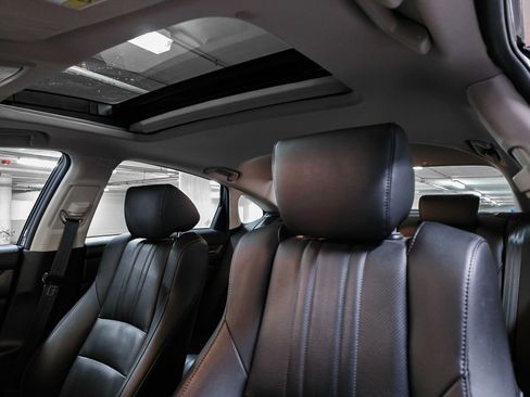 Certified 2021 Honda Accord Touring image 22