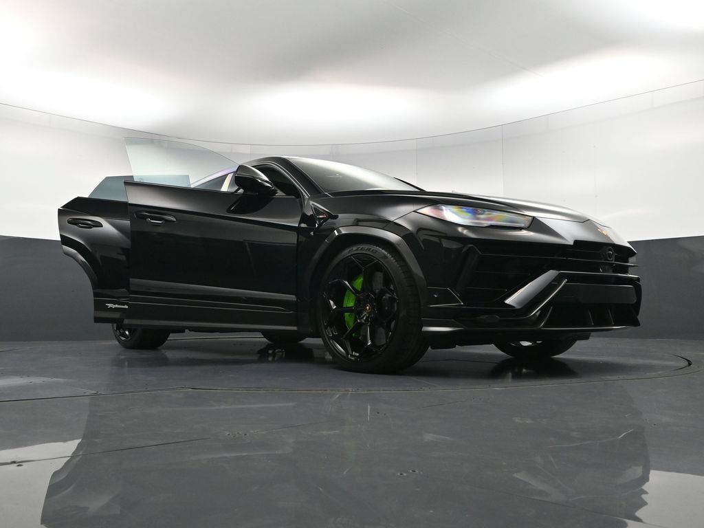 Used 2024 Lamborghini Urus Performante AWD/4WD image 43