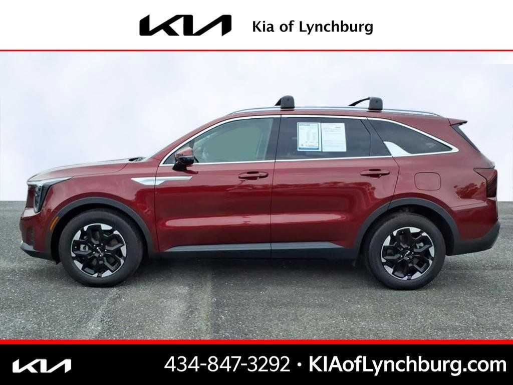 Used 2025 Kia Sorento S w/ Panoramic Sunroof Package FWD image 7