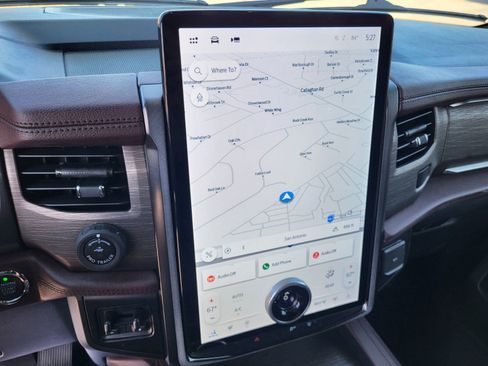 Certified 2023 Ford Expedition Limited image 21