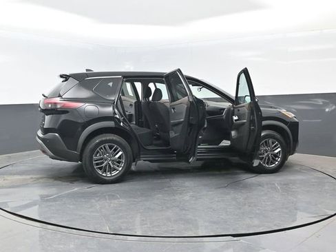 Used 2023 Nissan Rogue S AWD/4WD image 25