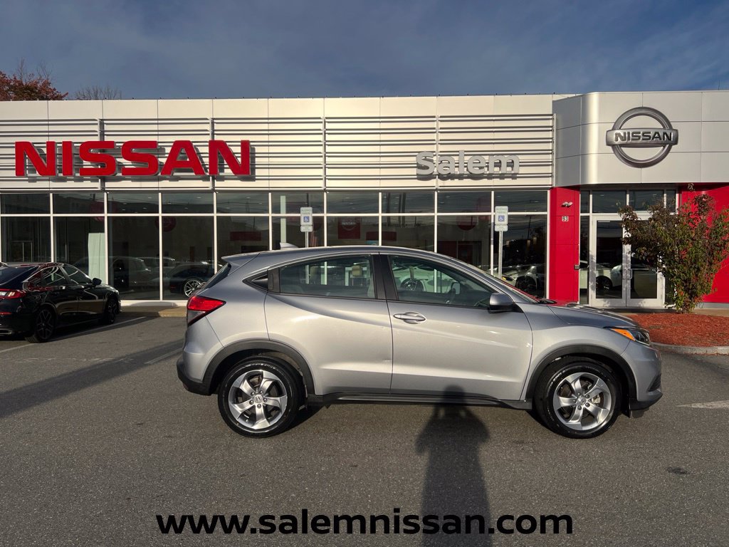 Used 2021 Honda HR-V LX image 8