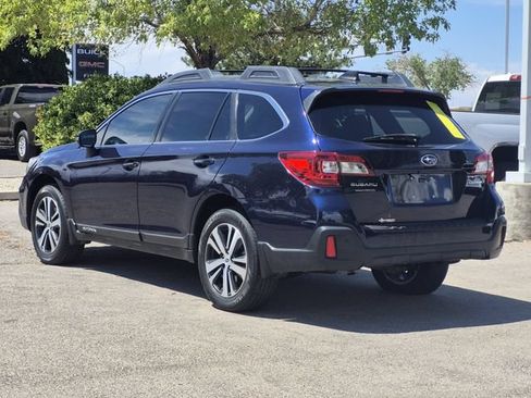 Used 2018 Subaru Outback 2.5i Limited AWD/4WD image 4