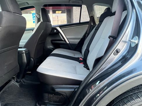 Used 2017 Toyota RAV4 XLE image 9