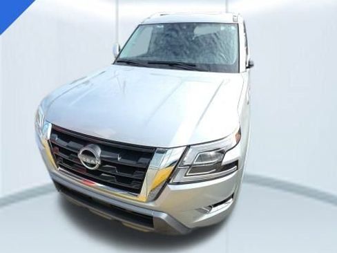 Used 2024 Nissan Armada SL w/ Captain's Chairs Package image 1