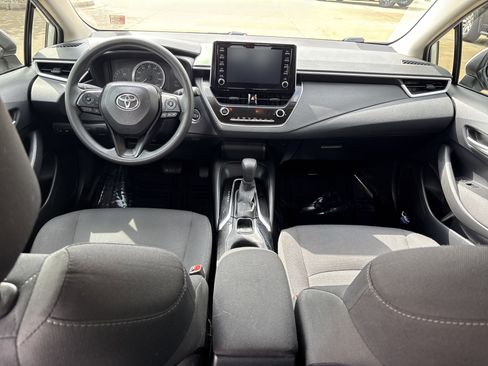 Used 2020 Toyota Corolla LE w/ LE Convenience Package image 14