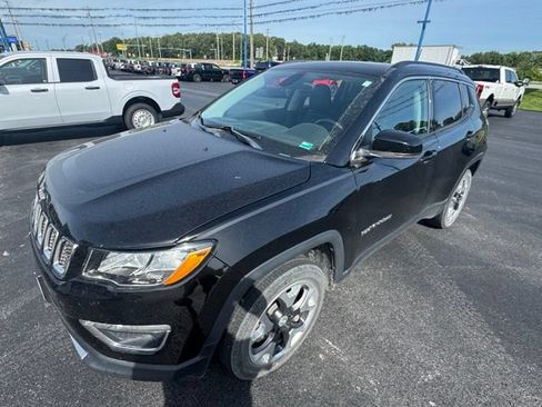 Used 2018 Jeep Compass Limited w/ Navigation Group AWD/4WD image 1