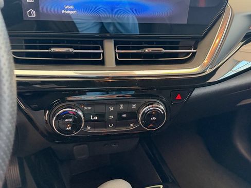 Certified 2026 Chevrolet Trax RS w/ Driver Confidence Package FWD image 17