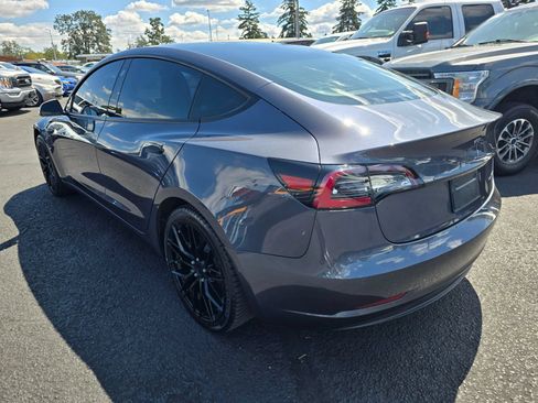 Used 2021 Tesla Model 3 Long Range AWD/4WD image 3