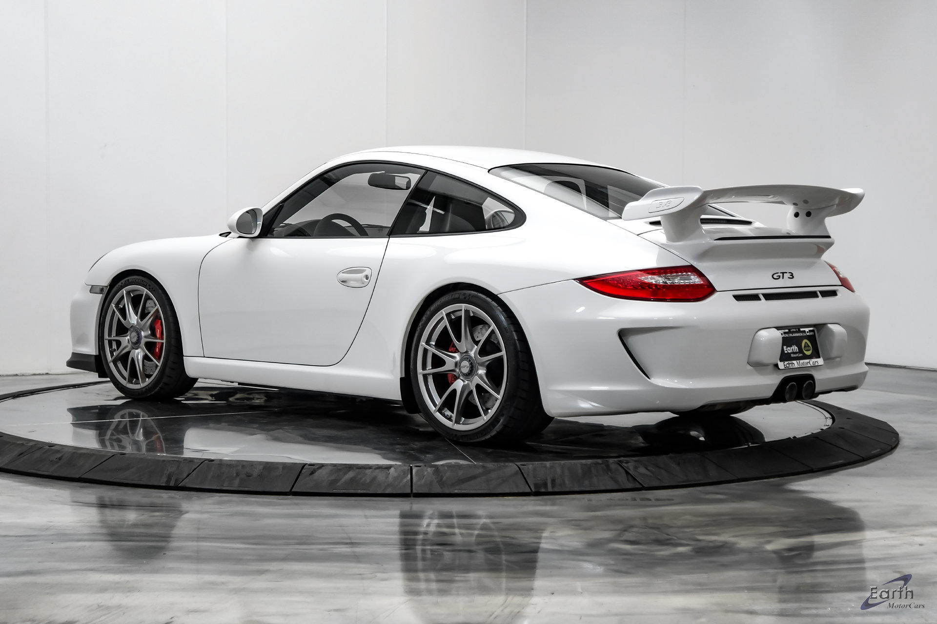 Used 2010 Porsche 911 GT3 RWD image 12
