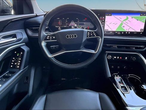 Used 2025 Audi Q5 Premium w/ Convenience Package AWD/4WD image 5