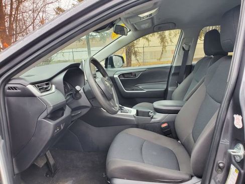 Used 2024 Toyota RAV4 LE image 15