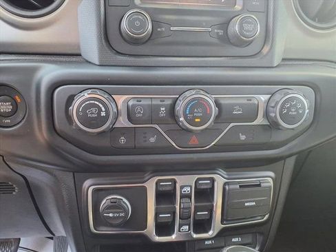 Used 2020 Jeep Gladiator Sport w/ Quick Order Package 24S image 16