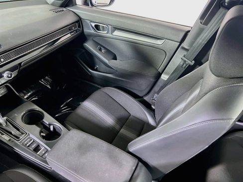 Used 2023 Honda Civic Sport image 21