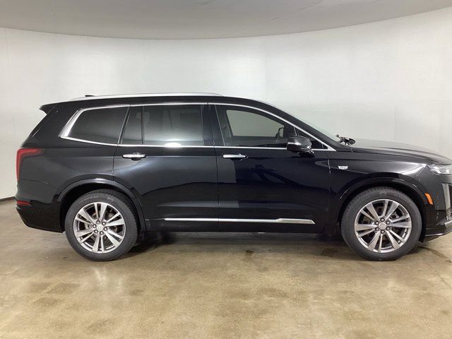 Used 2021 Cadillac XT6 Premium Luxury AWD/4WD image 4
