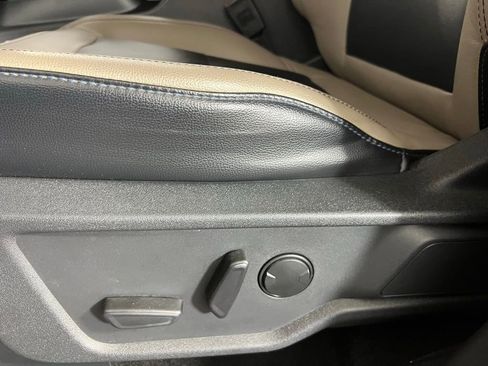 Used 2024 Ford Bronco Wildtrak image 22