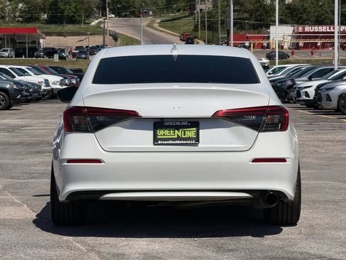 Used 2022 Honda Civic Sport image 4