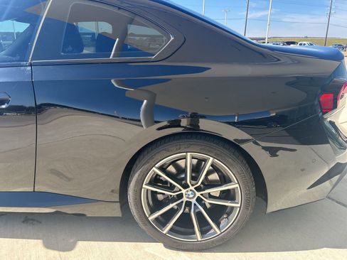 Certified 2023 BMW 230i Coupe w/ Premium Package image 5