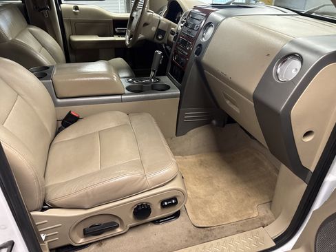 Used 2008 Ford F150 XLT image 12