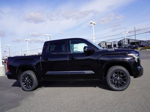 New 2025 Toyota Tundra Platinum image 4