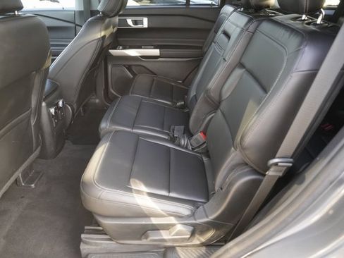Used 2023 Ford Explorer XLT w/ Equipment Group 202A image 12