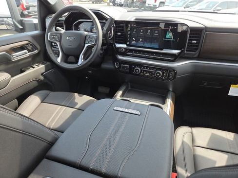 New 2026 Chevrolet Silverado 3500 High Country w/ High Country Premium Package AWD/4WD image 32