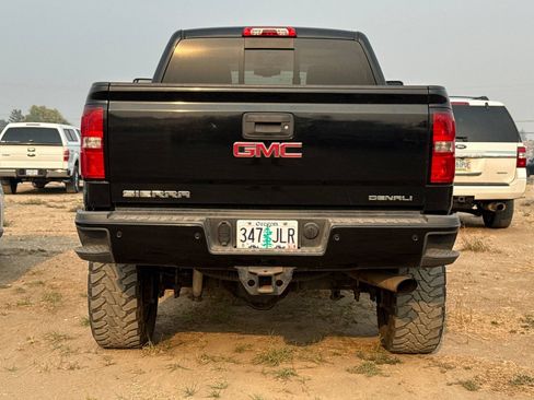 Used 2016 GMC Sierra 2500 Denali AWD/4WD image 5