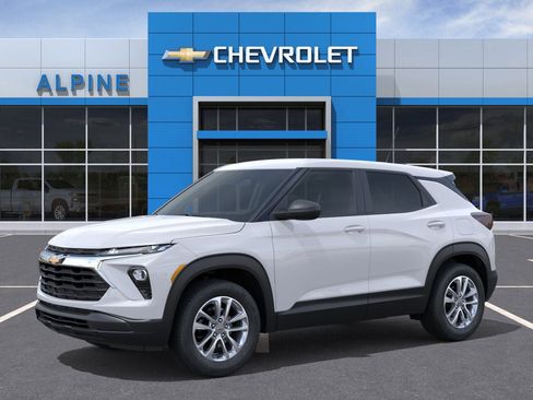 New 2026 Chevrolet TrailBlazer LS w/ LS Convenience Package AWD/4WD image 2