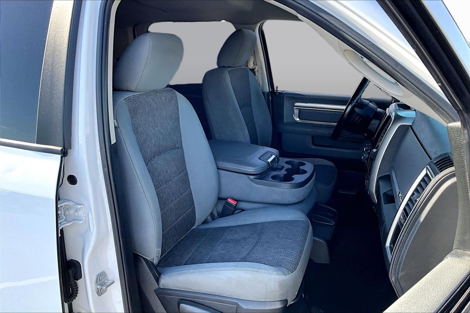 Used 2019 RAM 1500 Big Horn AWD/4WD image 7