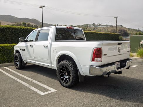 Used 2014 RAM 1500 Laramie w/ Convenience Group AWD/4WD image 7