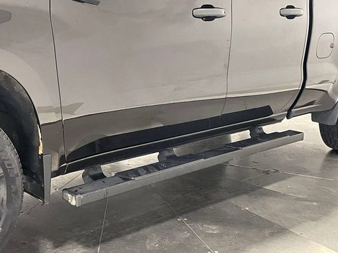 Used 2019 Chevrolet Silverado 1500 Custom w/ Custom Value Package AWD/4WD image 10
