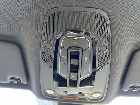 Used 2025 Audi Q5 Prestige image 28