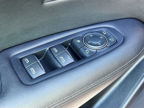 Used 2024 Cadillac XT5 Premium Luxury image 18