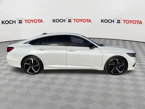 Used 2022 Honda Accord Sport image 8