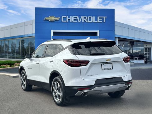 Certified 2024 Chevrolet Blazer LT w/ Convenience Package AWD/4WD image 3