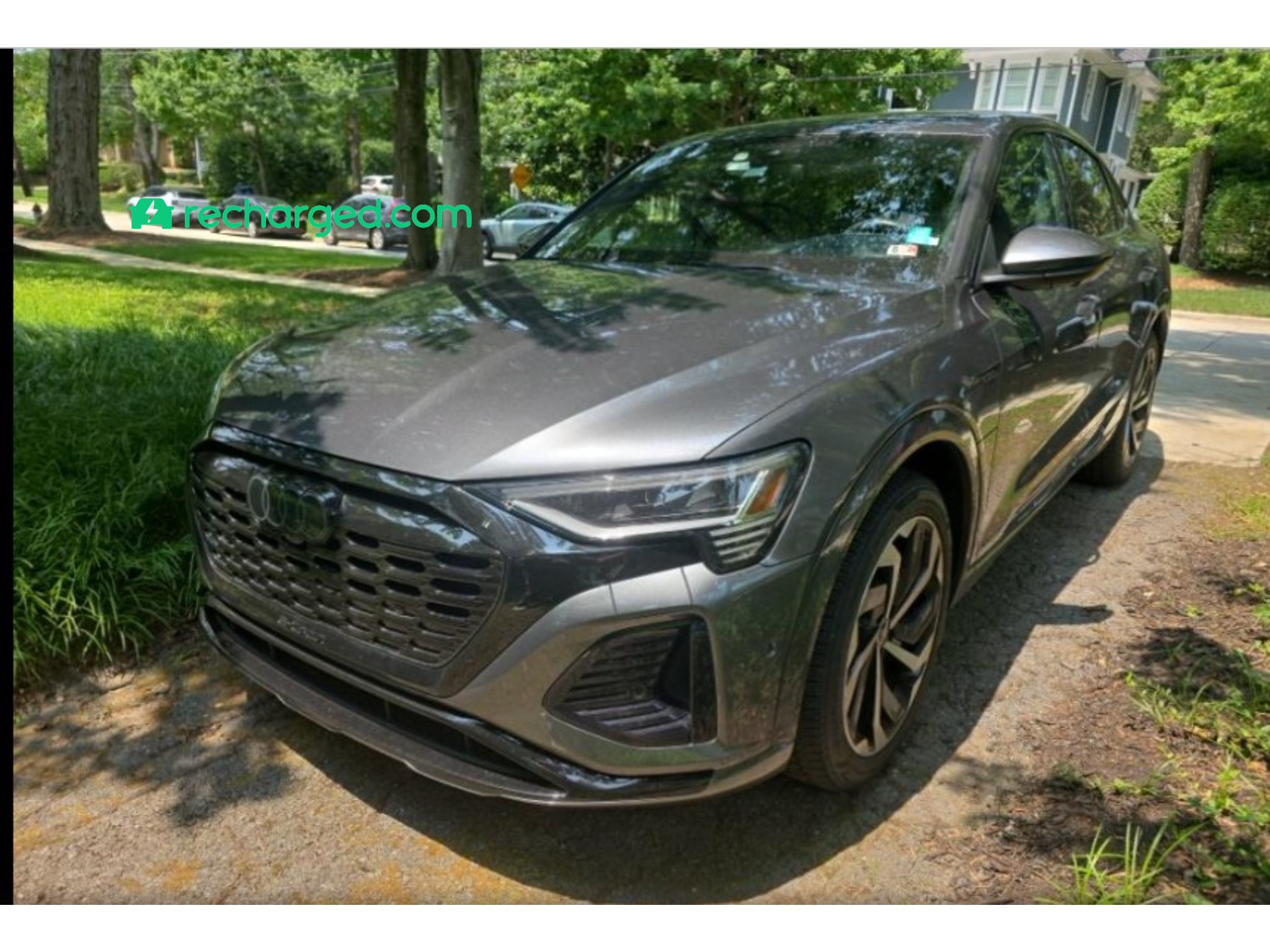 Used 2024 Audi Q8 e-tron Prestige w/ Prestige Package AWD/4WD image 1
