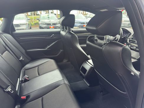 Used 2022 Honda Accord Sport image 13