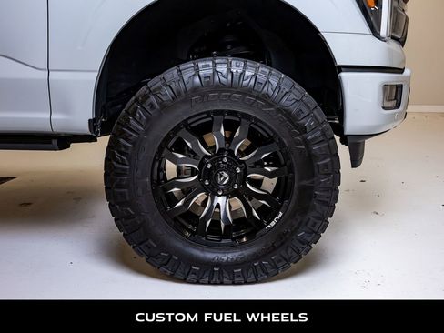 Used 2024 Ford F150 Platinum w/ FX4 Off-Road Package AWD/4WD image 11