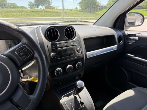 Used 2015 Jeep Compass Sport w/ Power Value Group AWD/4WD image 6