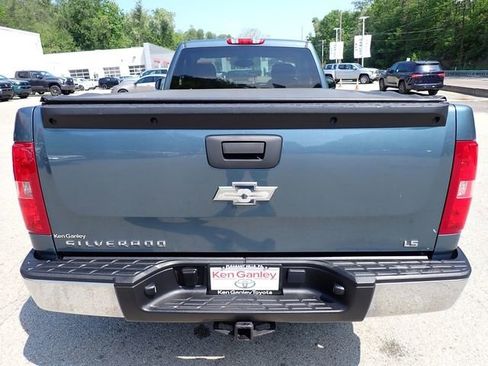 Used 2009 Chevrolet Silverado 1500 W/T w/ LS Package RWD image 6