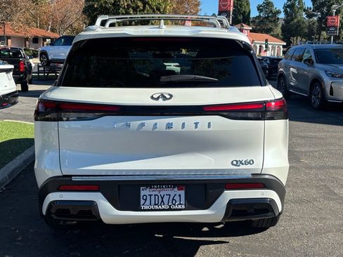 Certified 2025 INFINITI QX60 Luxe w/ Cargo Package image 5