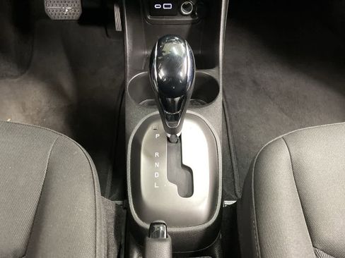 Used 2022 Chevrolet Spark LT image 27